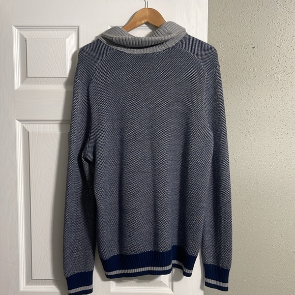 Banana Republic sweater XL - Picture 2 of 3